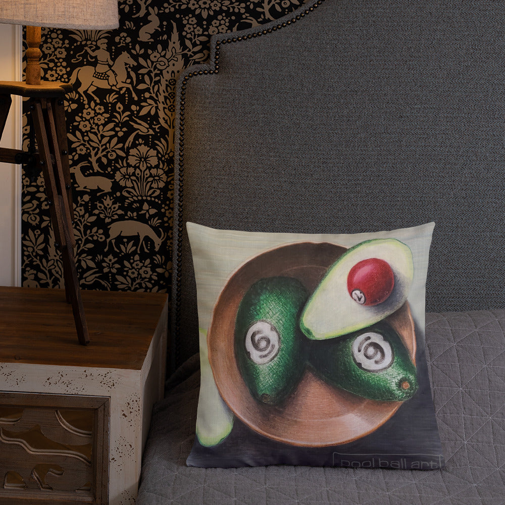 Avoca6ball Premium Pillow