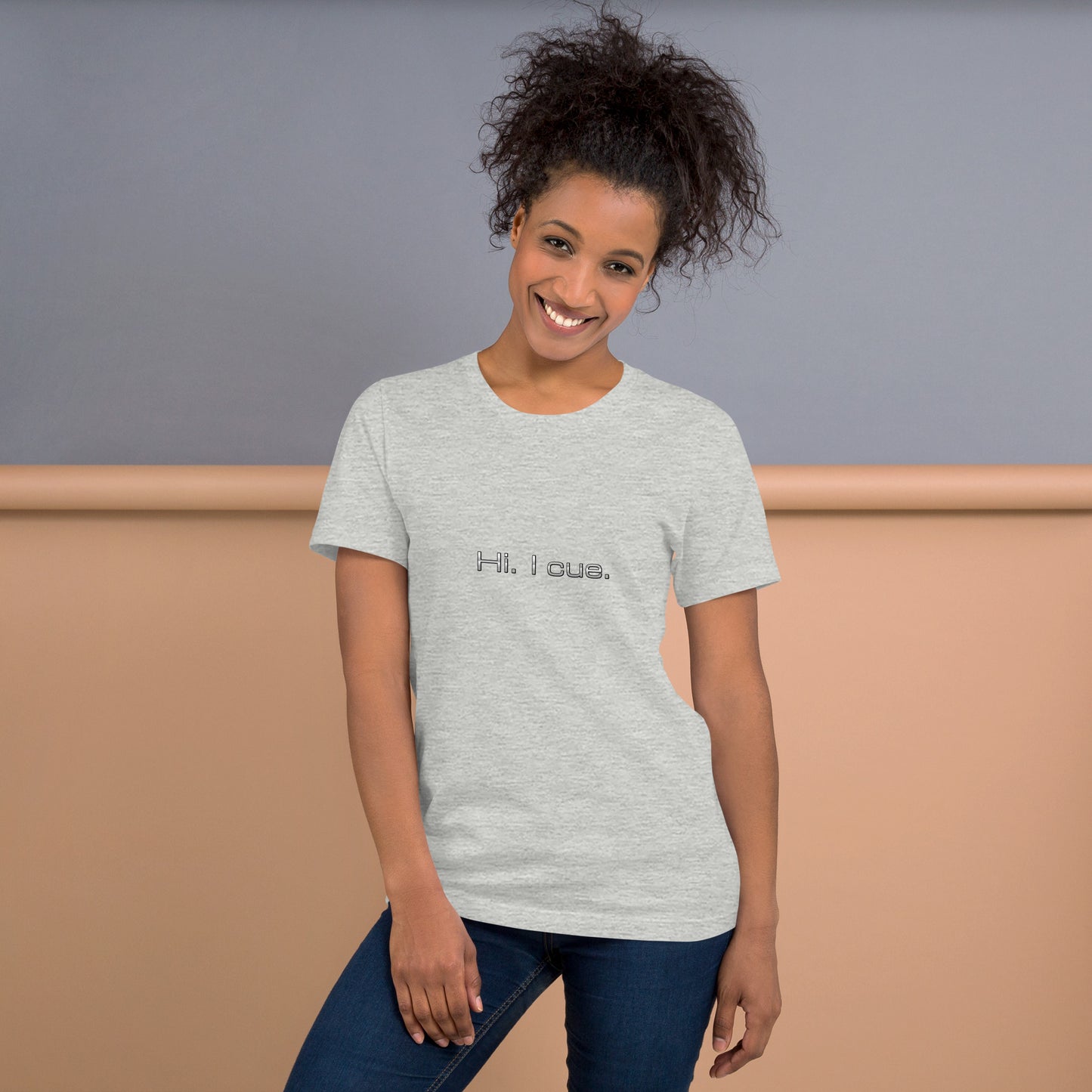 Hi. I cue. t-shirt